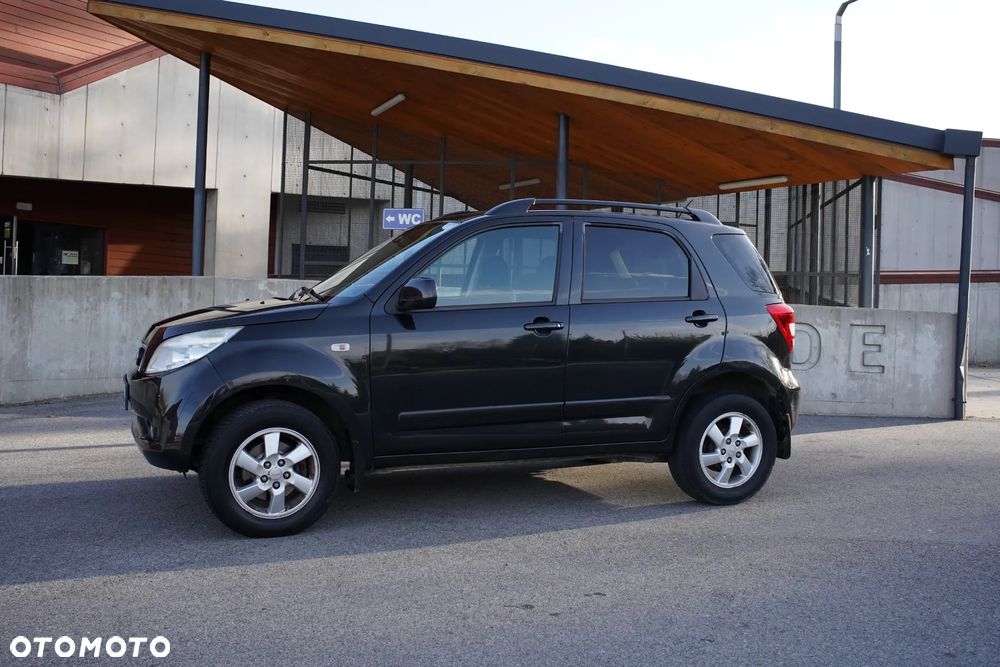 Daihatsu Terios 1.5 Top S 4WD - 3