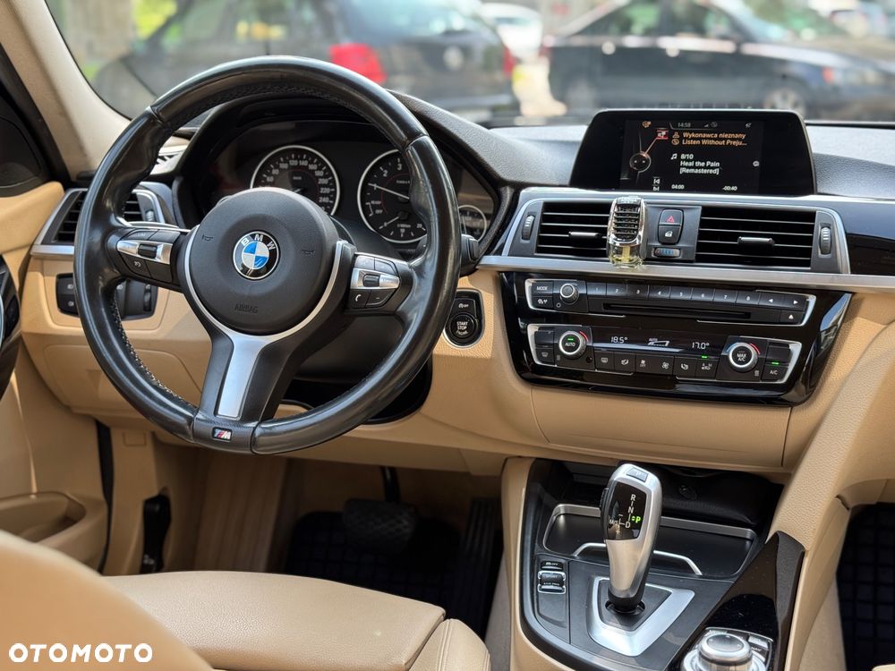 BMW Seria 3 318i - 10