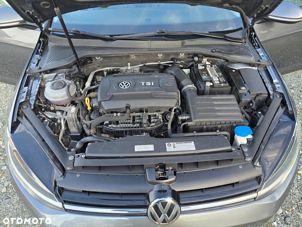 Volkswagen Golf - 29