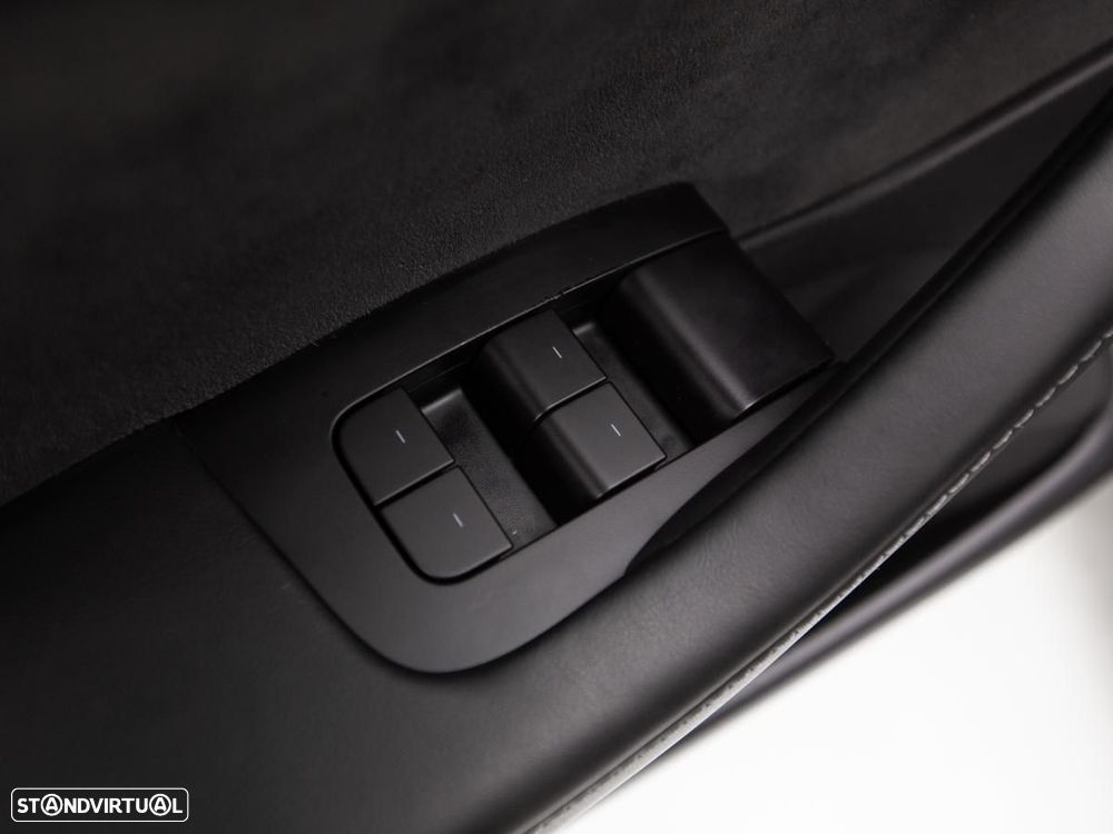 Tesla Model 3 Long Range Tração Traseira - 15