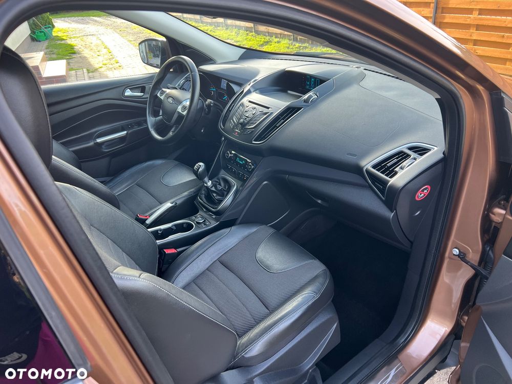 Ford Kuga - 9