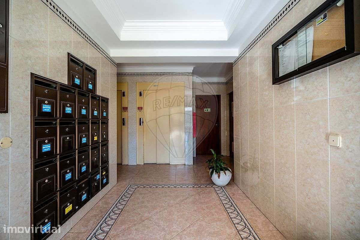 Apartamento T1 para venda - Grande imagem: 2/28