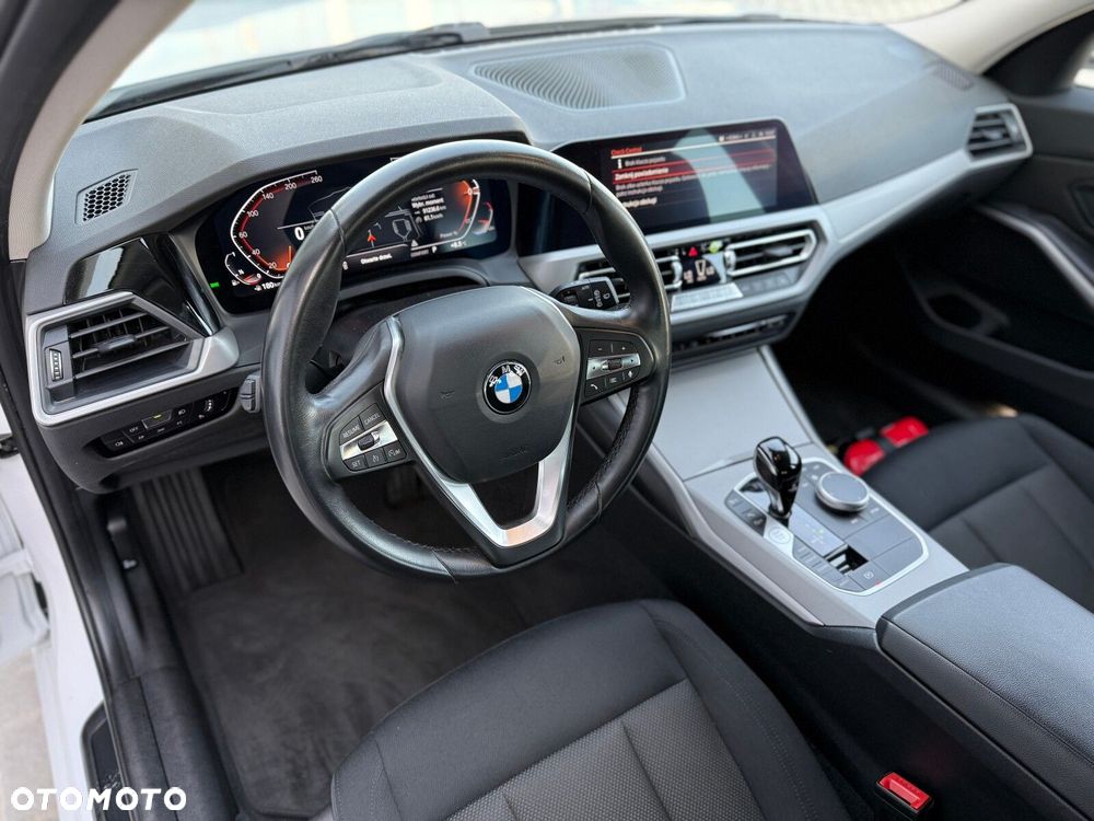 BMW Seria 3 - 20