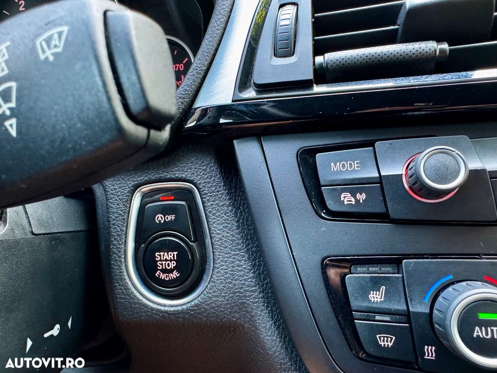 BMW Seria 3 320i GT - 24