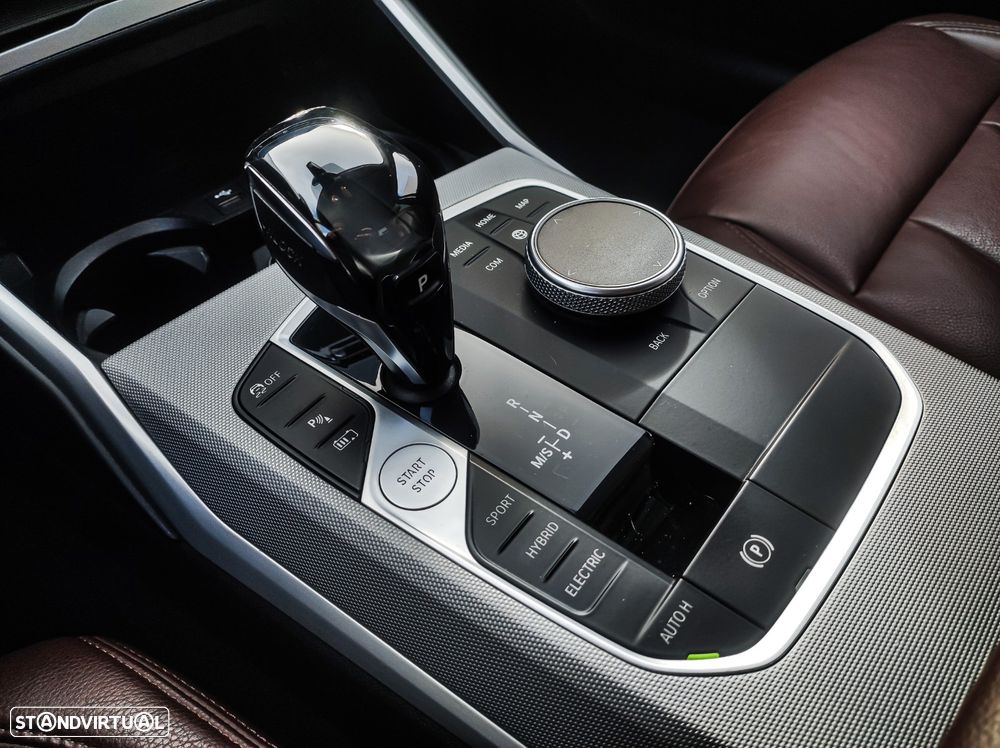 BMW 330 e iPerformance Advantage - 19