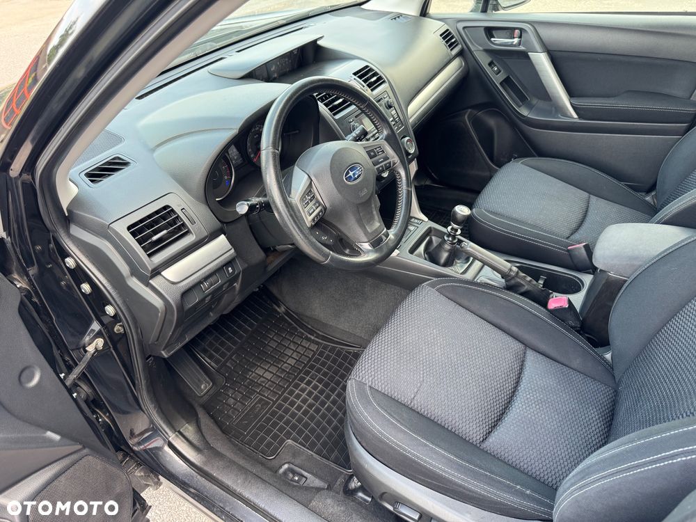 Subaru Forester 2.0X Trend - 14