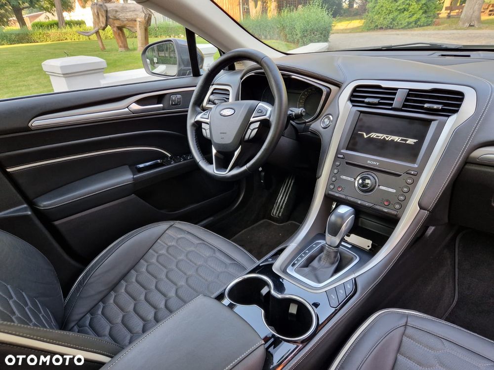 Ford Mondeo - 16
