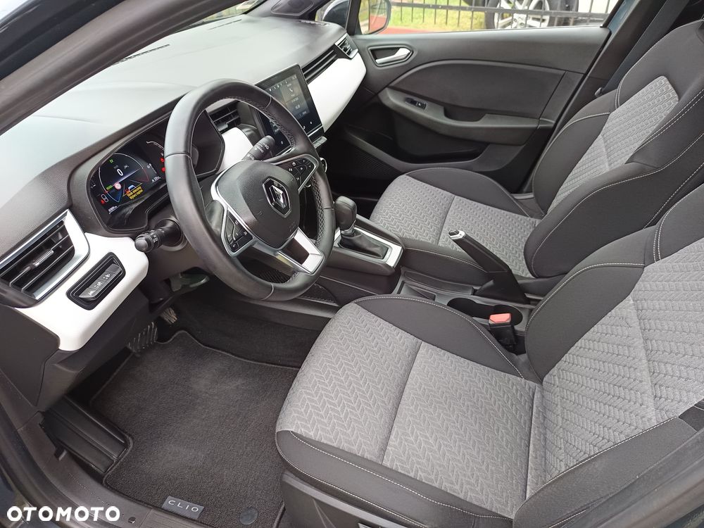 Renault Clio E-TECH Full 145 TECHNO - 9