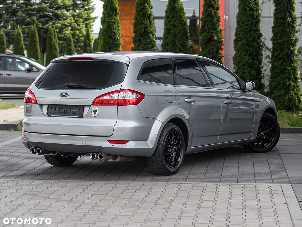 Ford Mondeo 2.5 Black Magic - 13