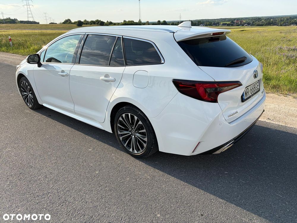 Toyota Corolla 2.0 Hybrid Style - 3