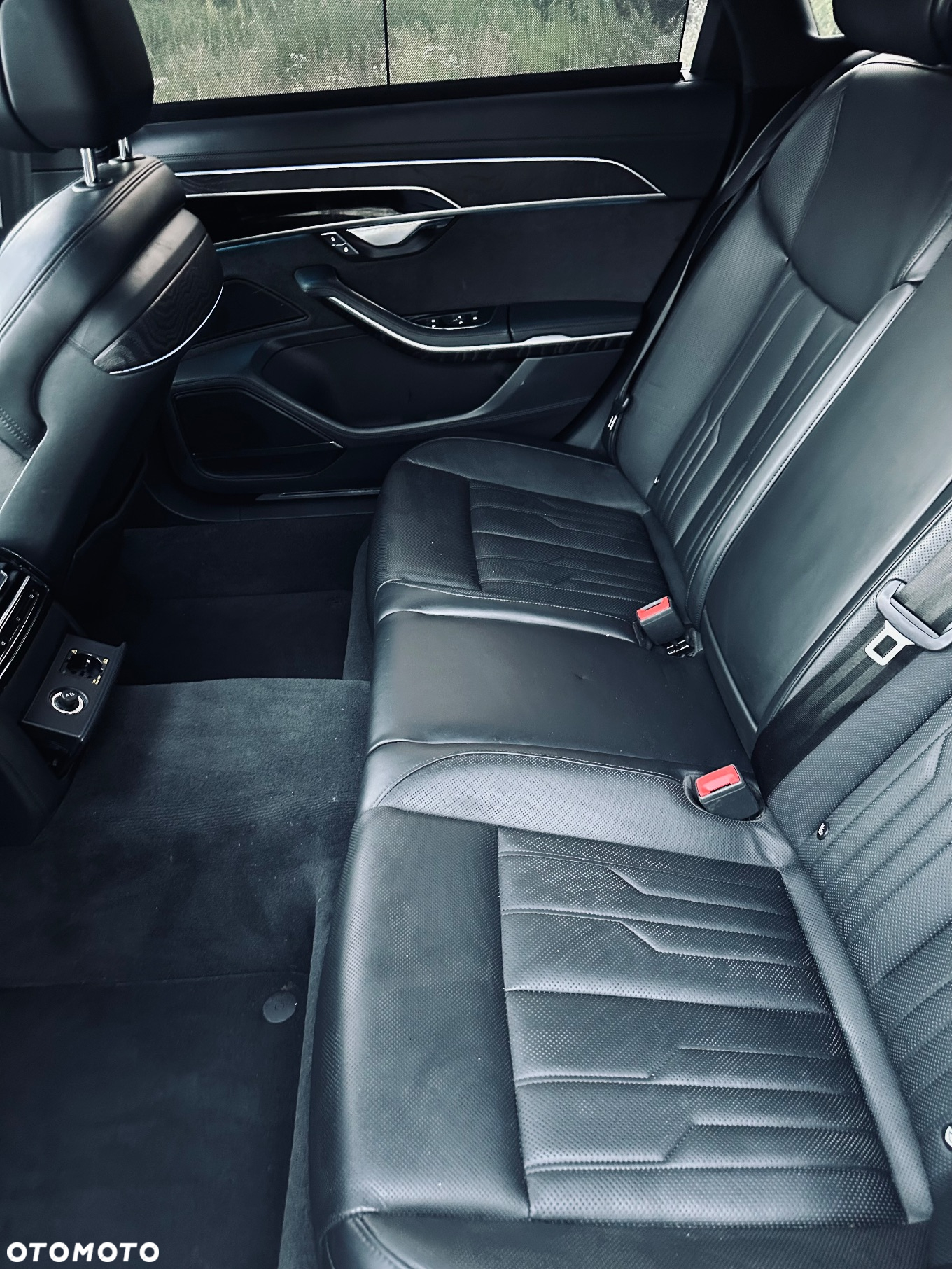 Audi A8 L 60 TFSI e Quattro Tiptronic - 12