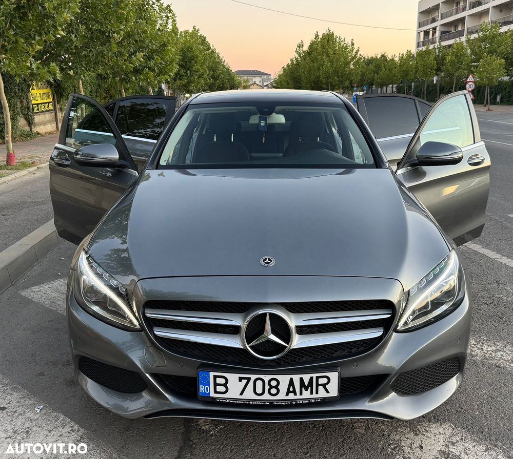 Mercedes-Benz C - 8