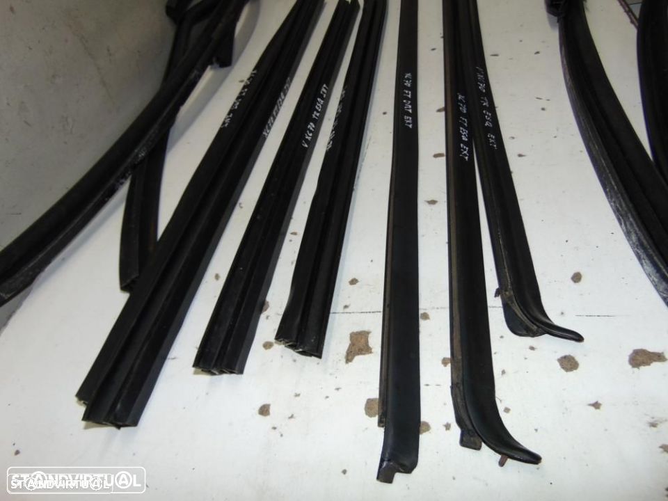 Volvo XC70 ou V70 2006 raspadores - 4