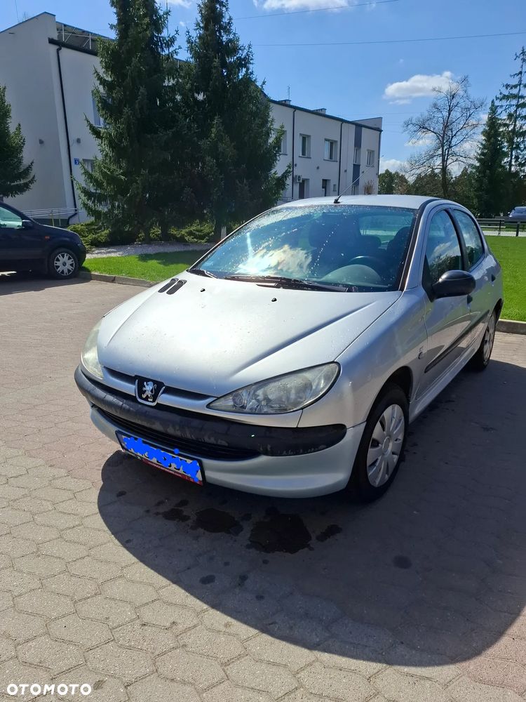 Peugeot 206 1.1 XR Presence - 3