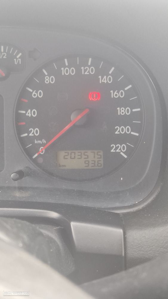 VW Golf 1.4i Confortline JE+AC - 9