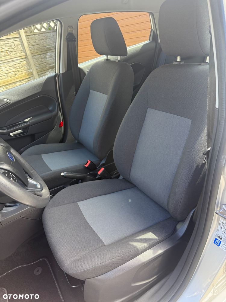 Ford Fiesta - 20