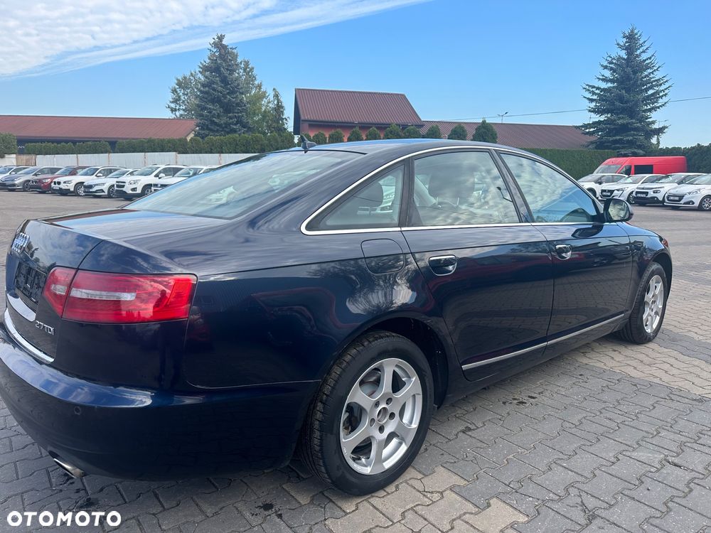 Audi A6 - 6