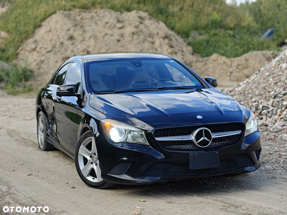 Mercedes-Benz CLA 250 4Matic 7G-DCT Sport - 10