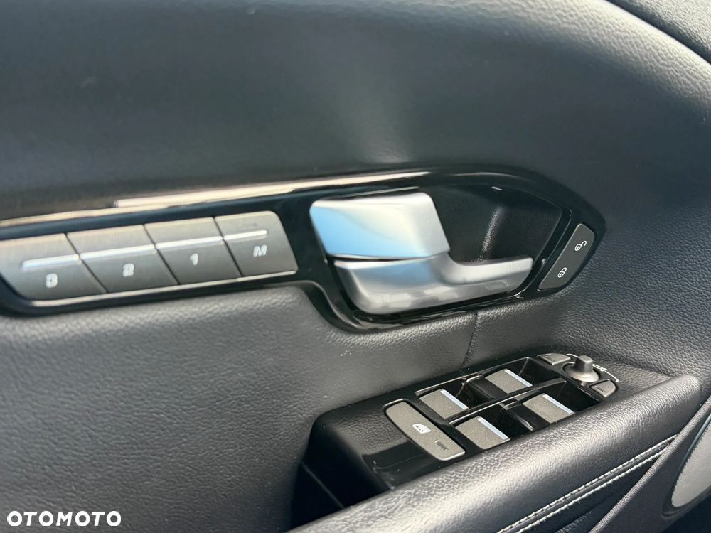 Land Rover Range Rover Evoque TD4 SE Dynamic - 26