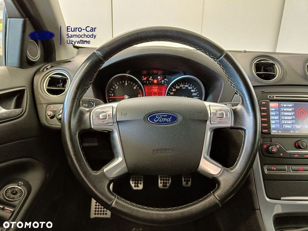 Ford Mondeo - 21