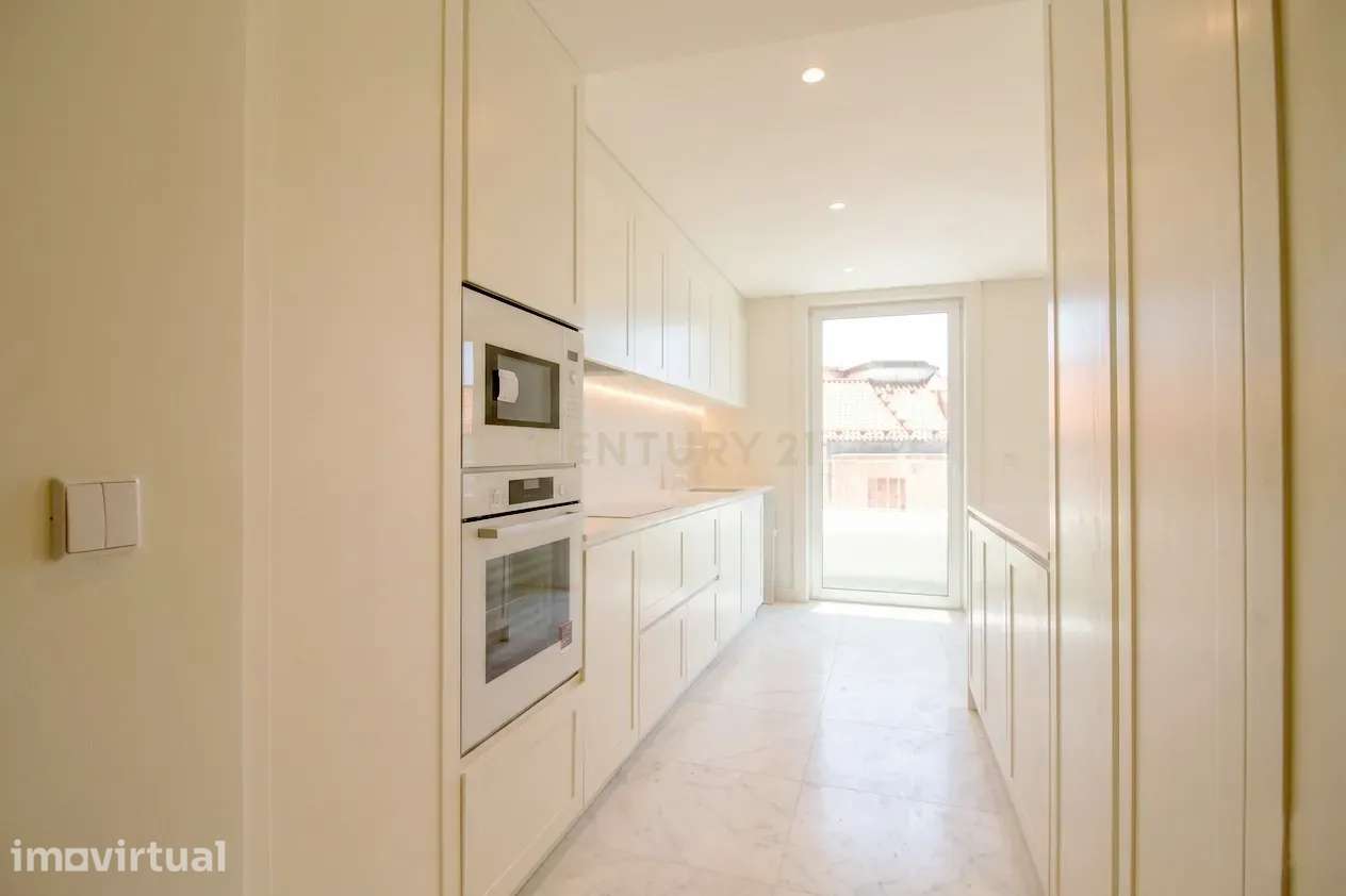 Luxuosa Moradia em Alcântara, Lisboa - 240m² com Vista Rio - Grande imagem: 4/26