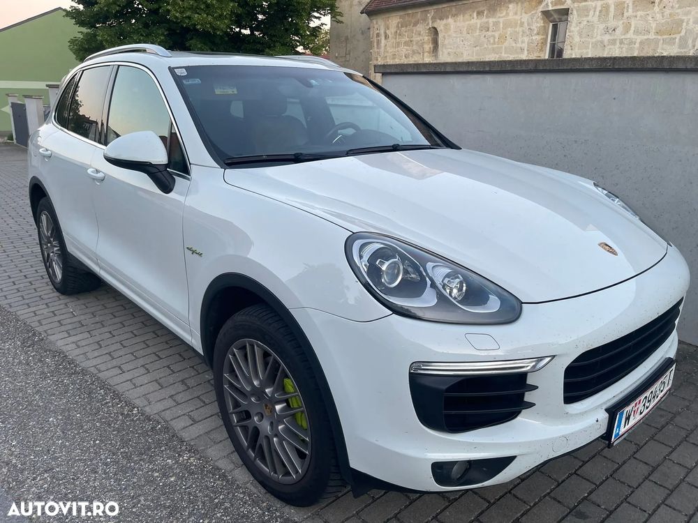 Porsche Cayenne - 3