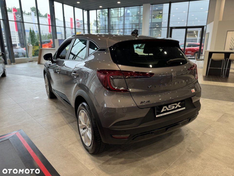 Mitsubishi ASX - 4