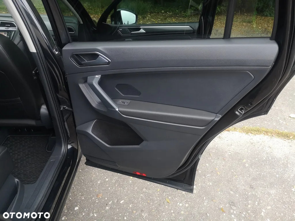 Volkswagen Tiguan Allspace 2.0 TSI 4Mot Highline DSG - 31