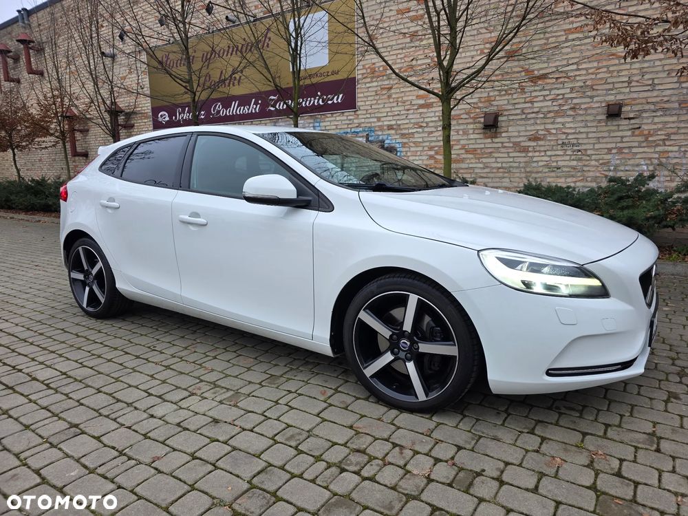 Volvo V40 D4 Geartronic RDesign - 5