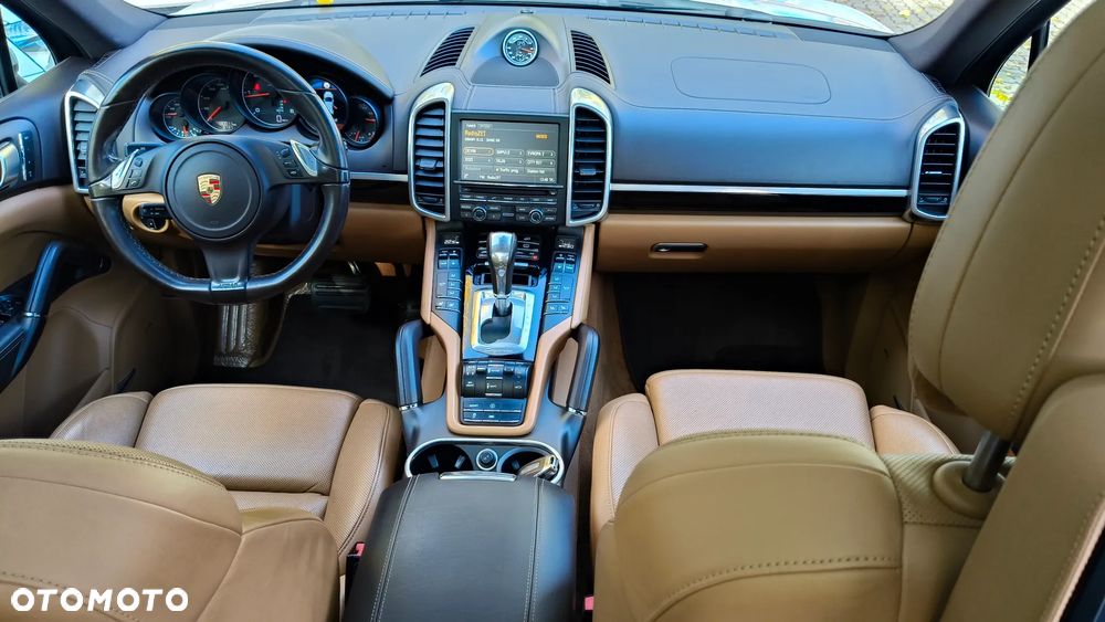 Porsche Cayenne Diesel Platinum Edition - 13