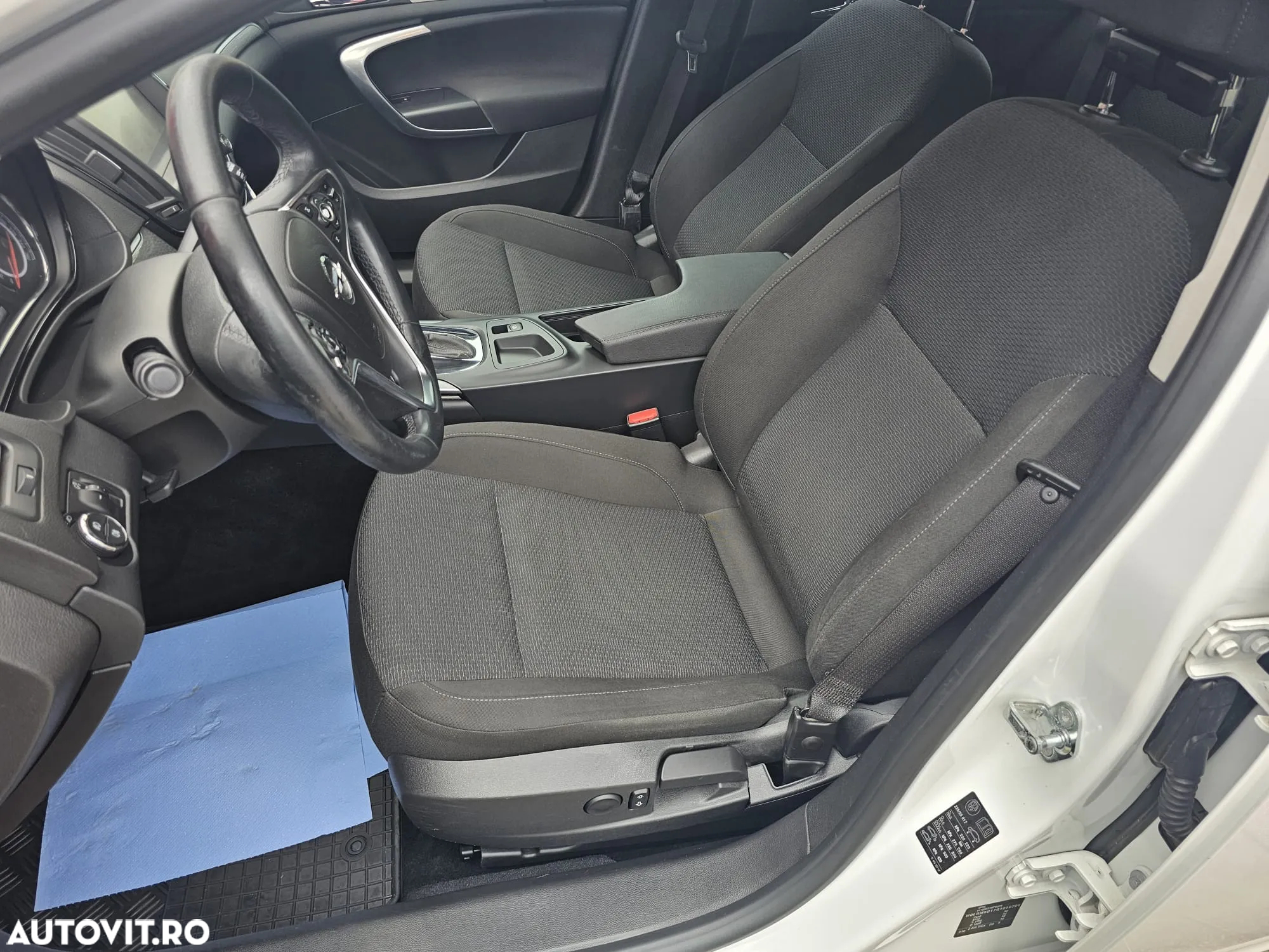 Opel Insignia 2.0 CDTI ECOTEC 4X4 Cosmo Aut. - 9