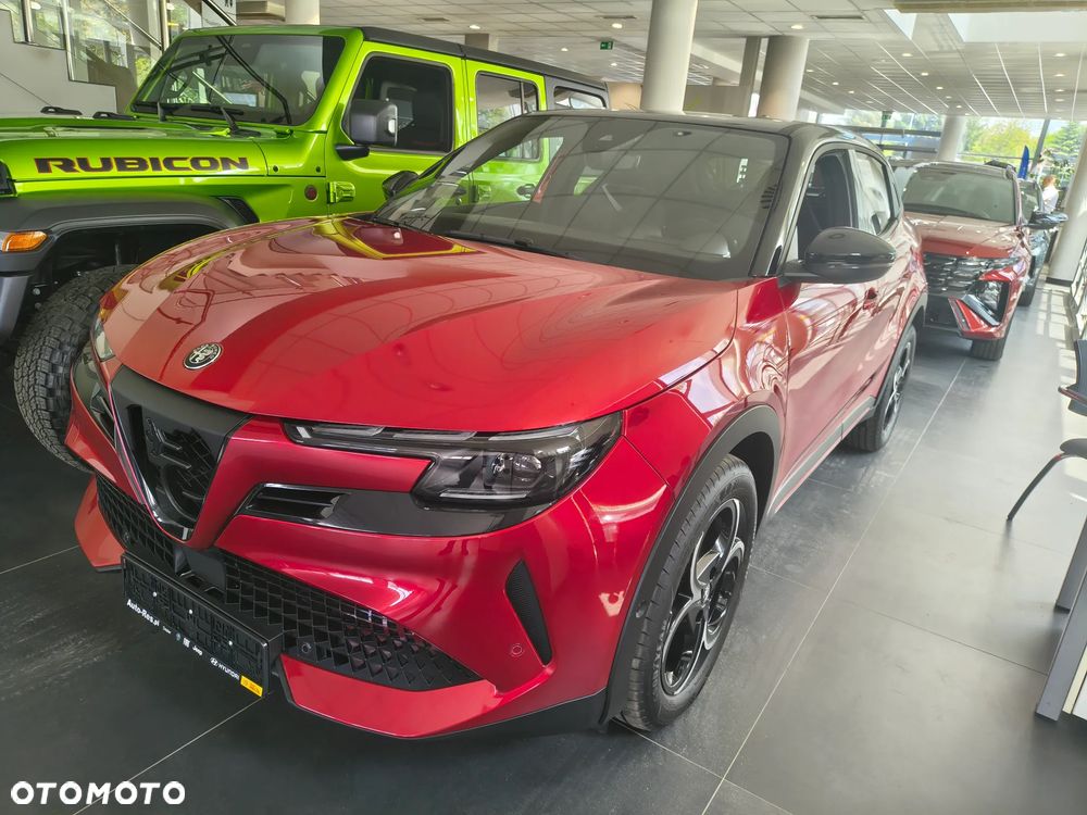Alfa Romeo Junior 1.2 mHEV Ibrida Q4 eDCT - 2