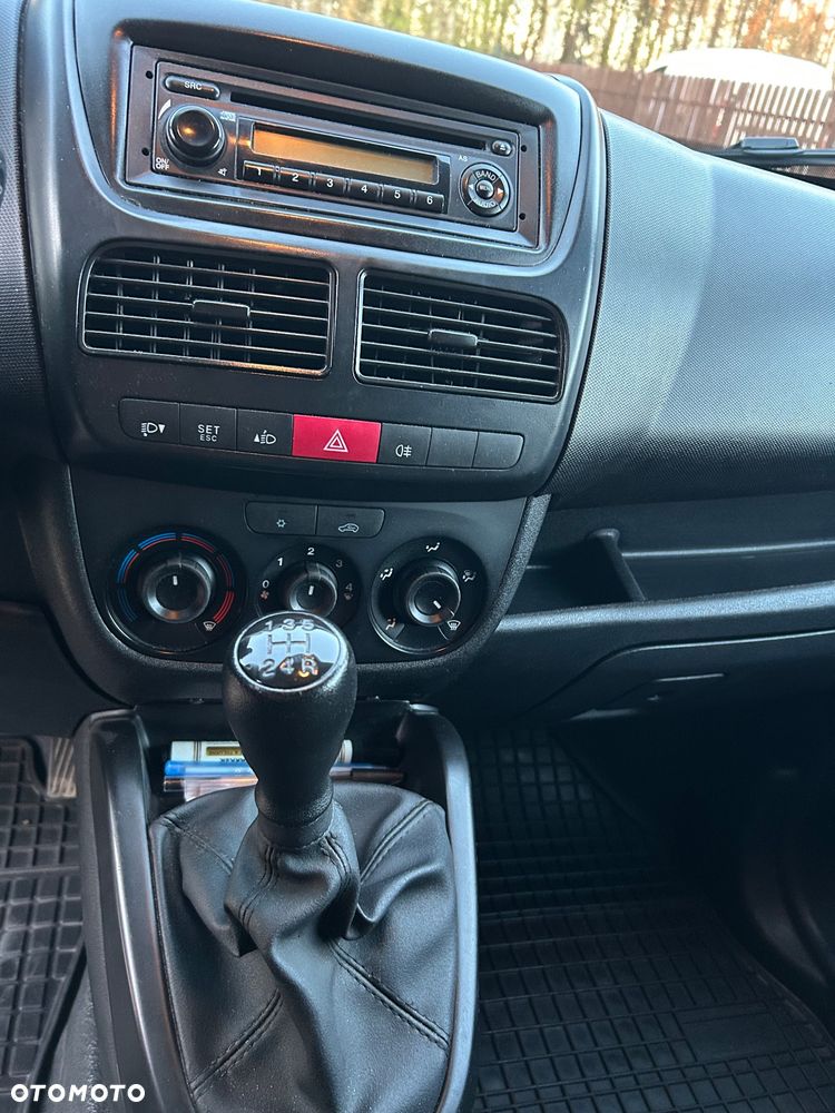 Opel COMBO - 9