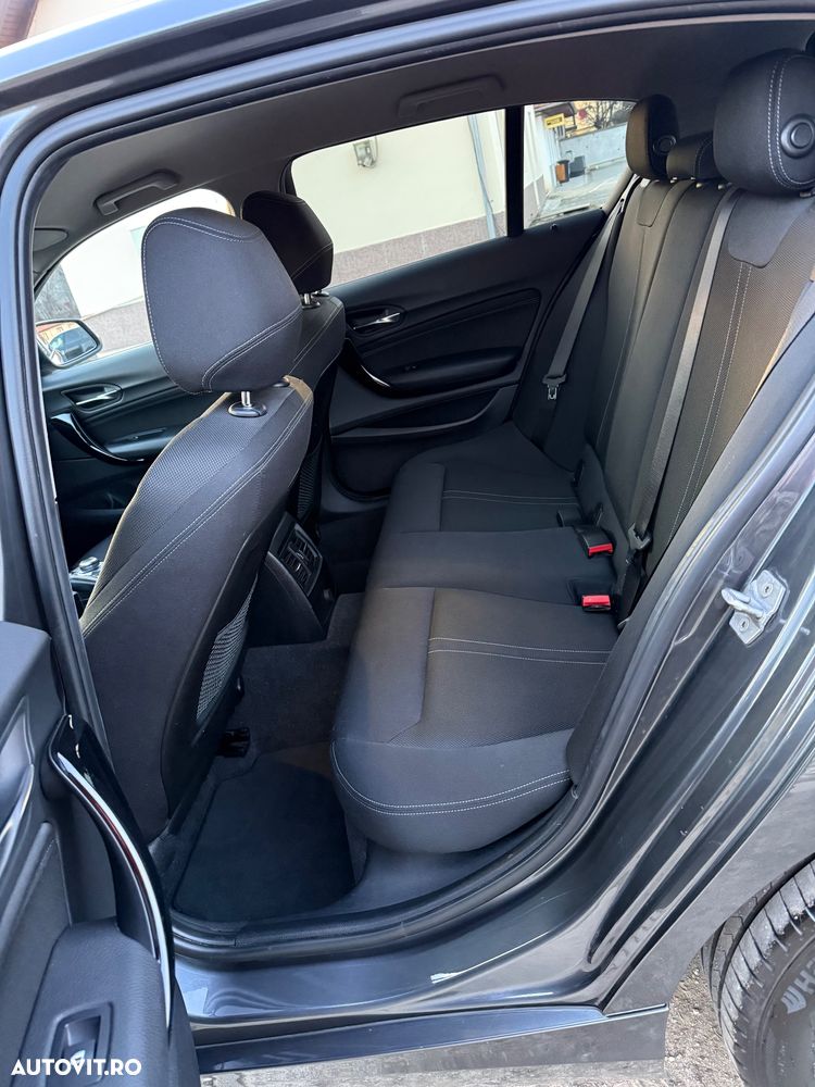 BMW Seria 1 118d Sport Line - 12