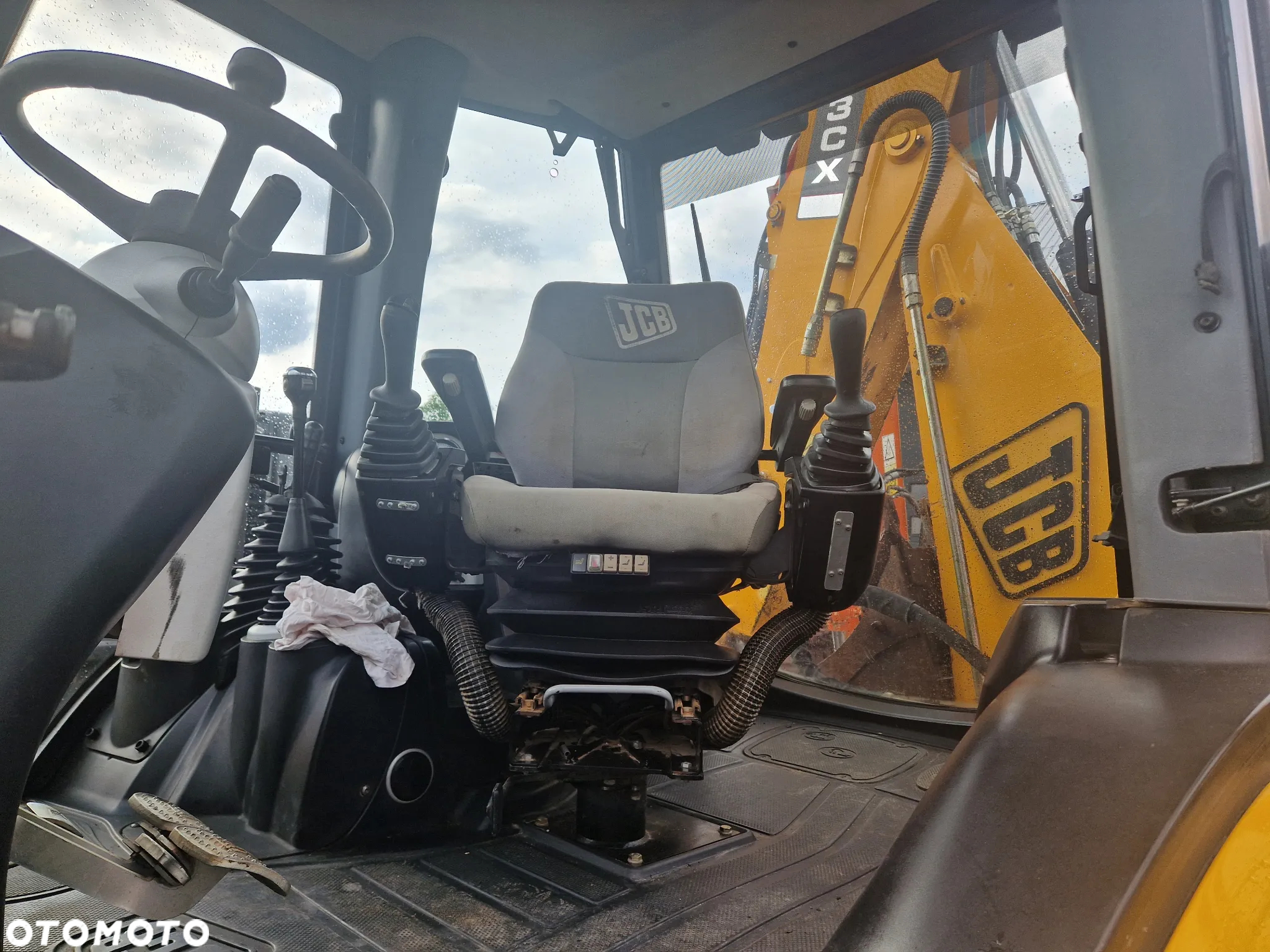 JCB 3CX - 19