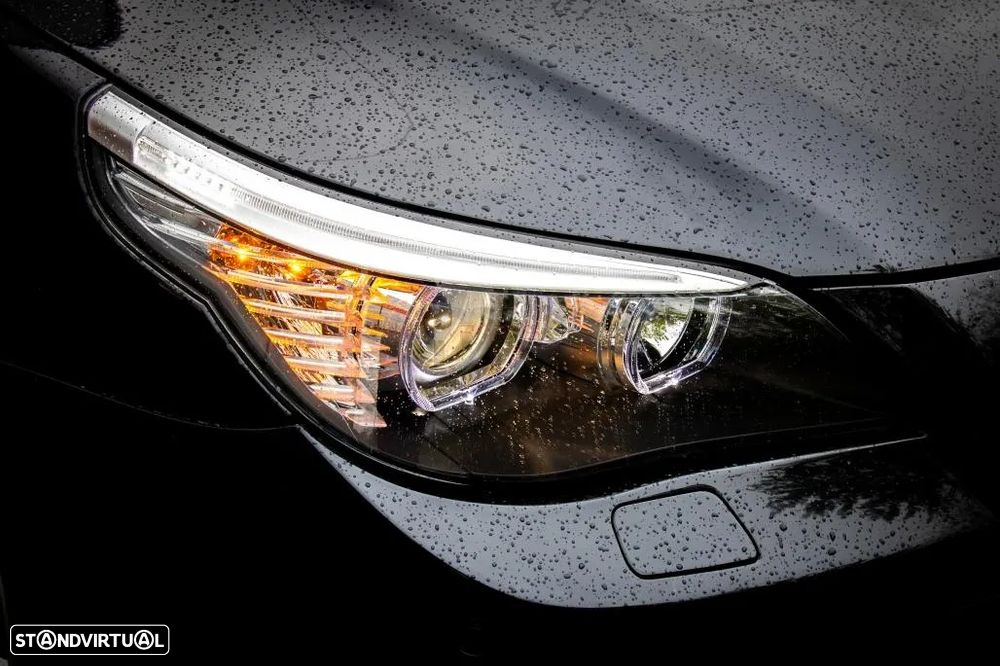 Faróis Bmw Série 5 E60 E61 (2003 a 2006) Look Xenon - 12