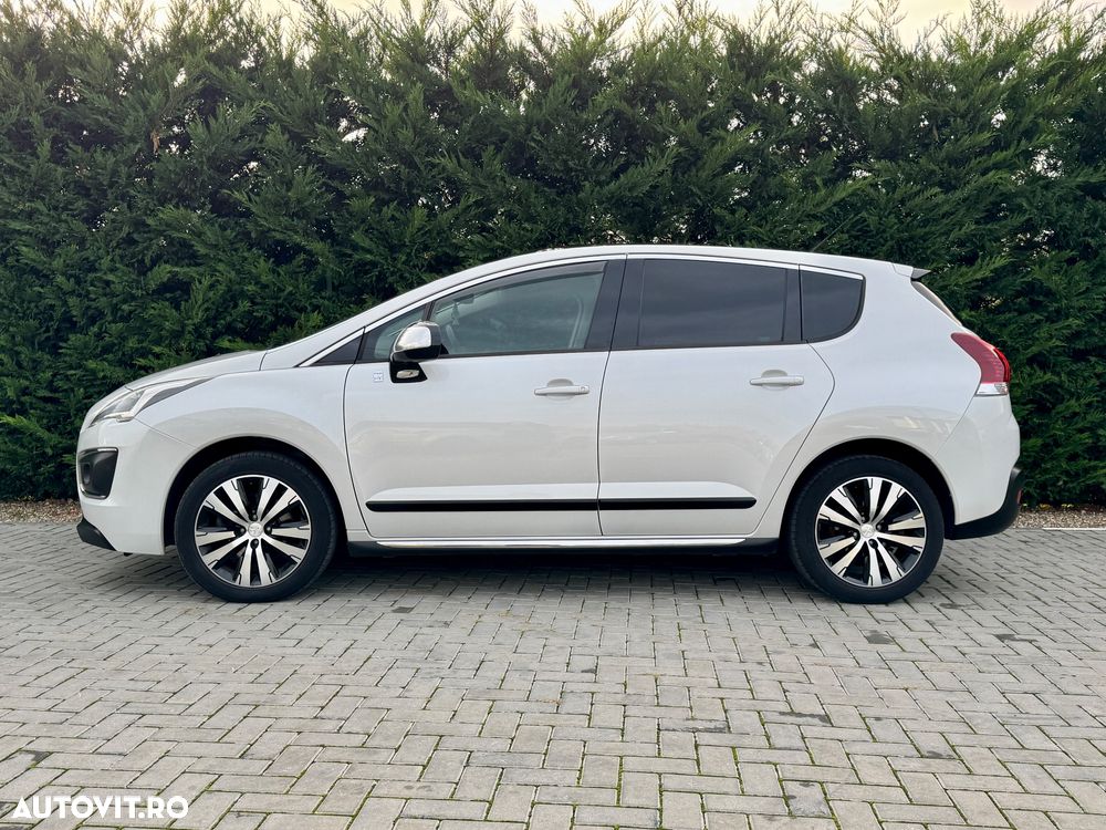 Peugeot 3008 Hybrid4 - 30