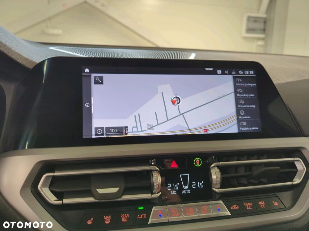 BMW Seria 3 318i - 12