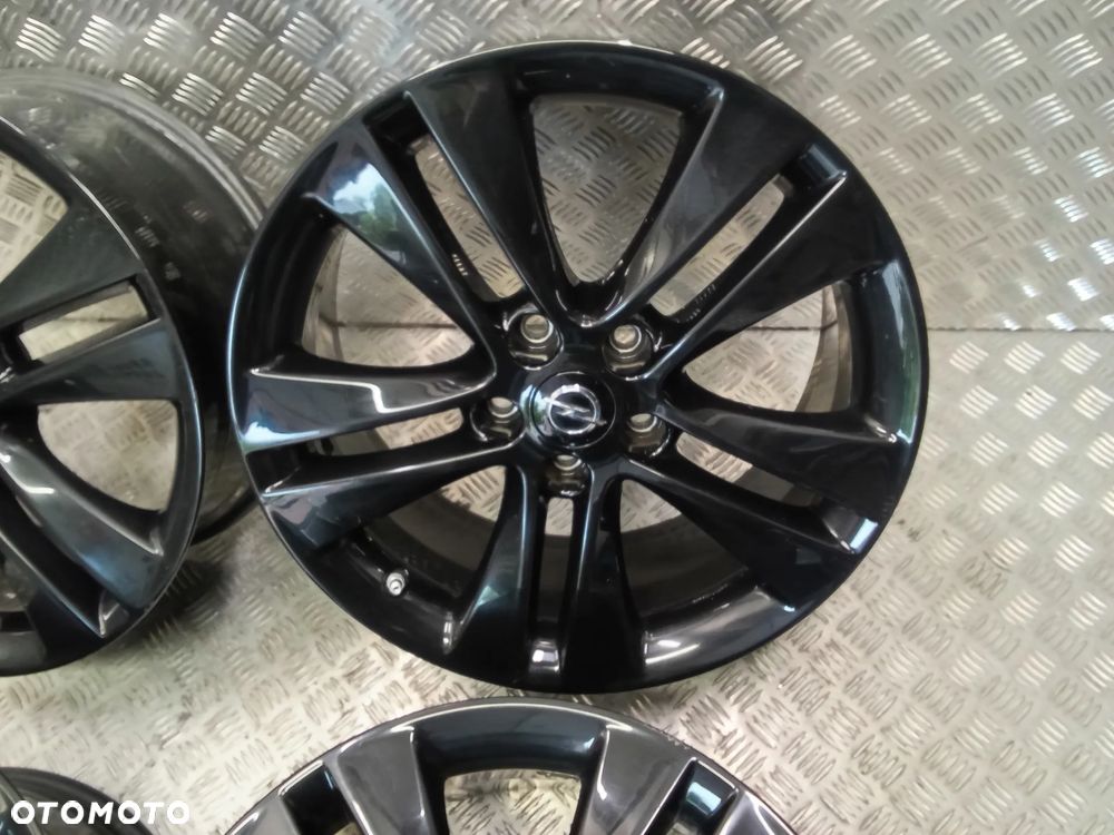 Felgi Opel Insignia B Astra J Vectra C Zafira Tourer 8Jx18 et46 5x115 CZUJNIKI - 2