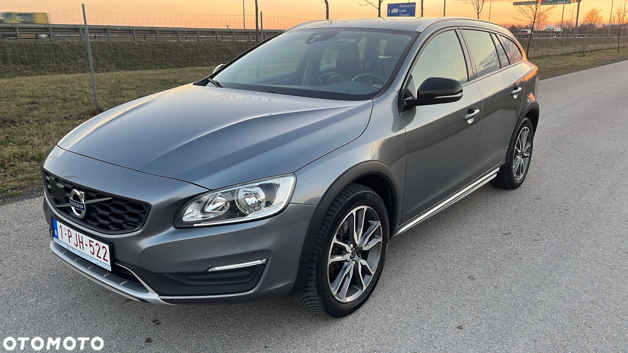 Volvo V60 Cross Country D3 Geartronic - 25