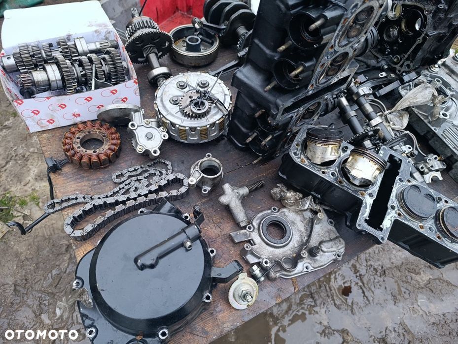 Części silnika Kawasaki GPZ 600 GPX ZX600A głowica cylinder wał E3 - 2
