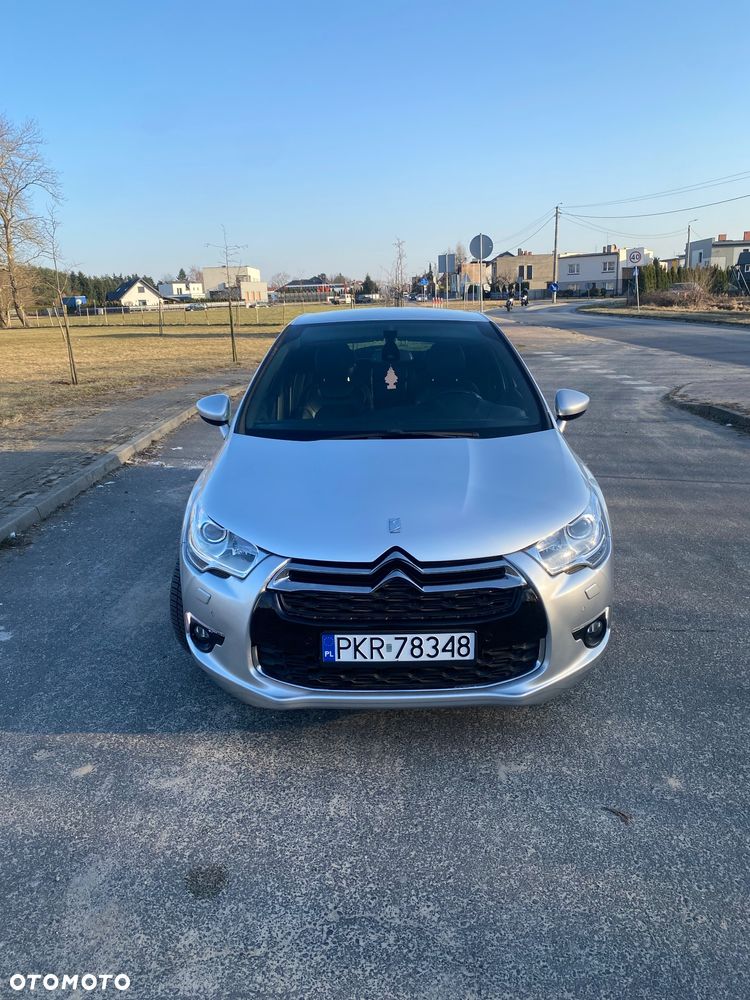 Citroën DS4 HDi 110 Chic - 10