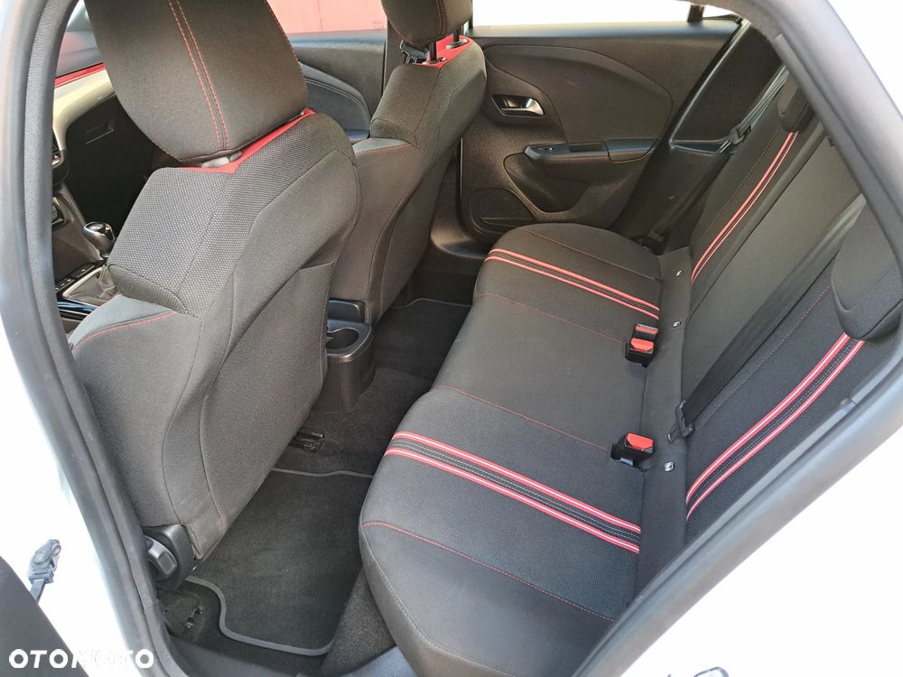 Opel Corsa 1.2 GS Line S&S - 9