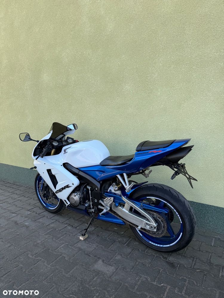 Honda CBR - 18