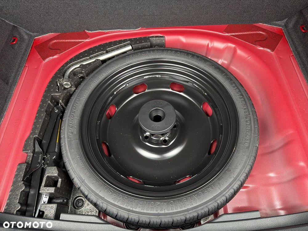 Skoda Karoq 1.5 TSI ACT Sportline DSG - 28