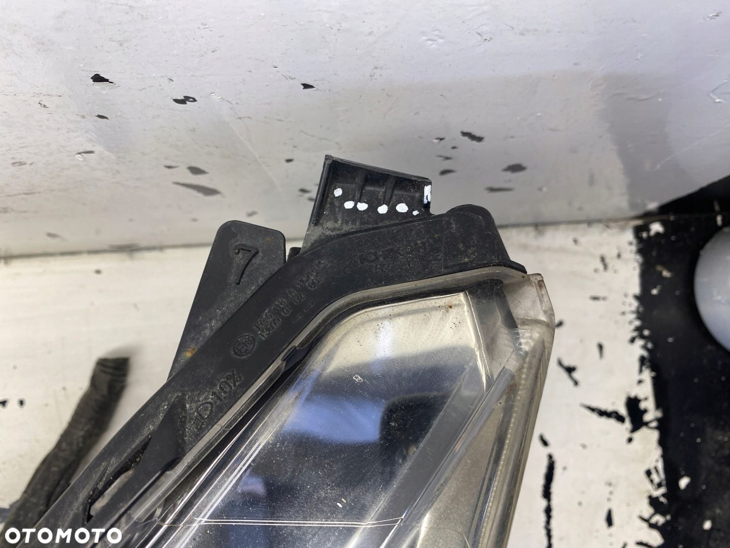 TOYOTA VERSO S LAMPA LEWY PRZÓD - 7