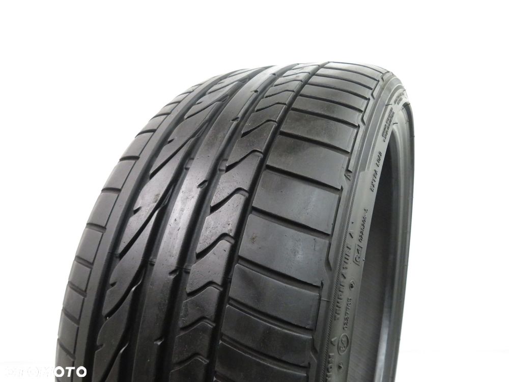 225/35R19 Bridgestone Potenza RE050A 88Y XL RFT - 2
