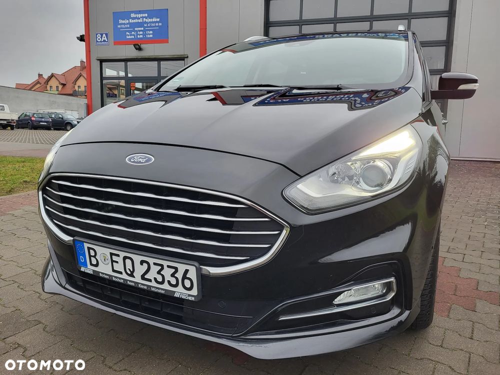 Ford S-Max 2.0 EcoBlue Titanium - 1