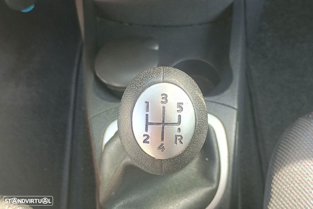 Renault Clio Break 1.2 16V Fairway - 11