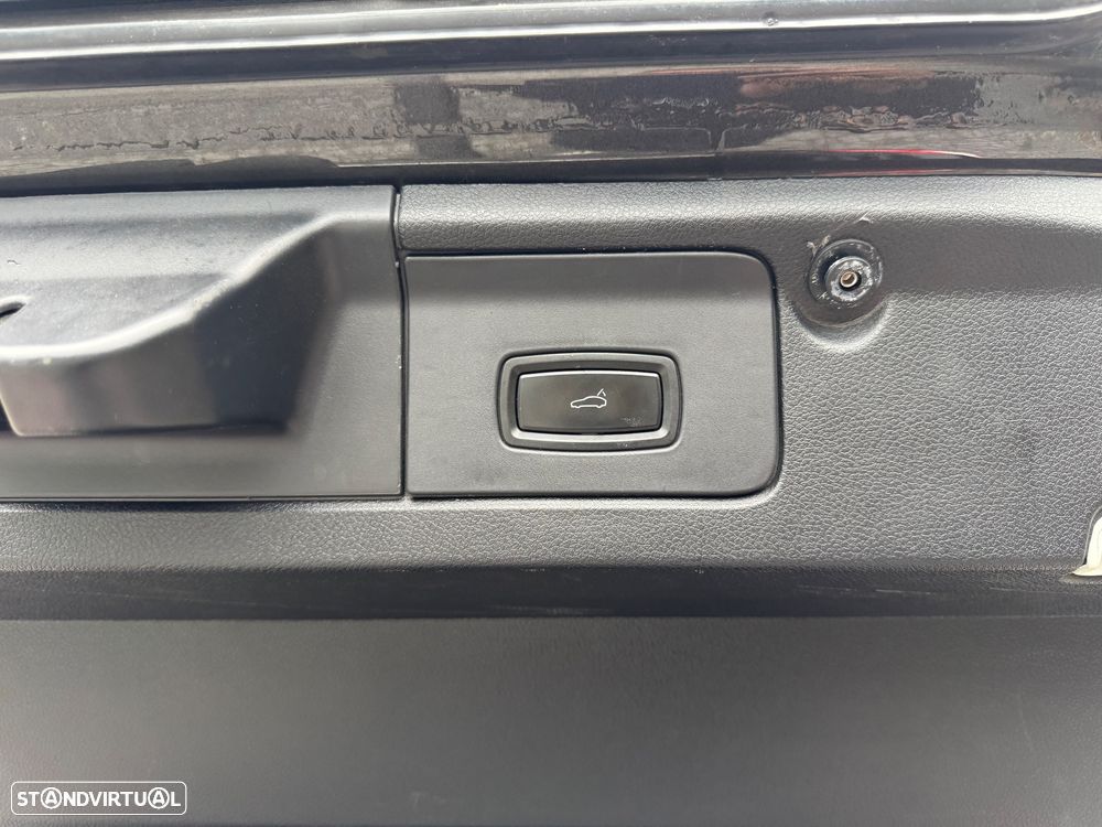 Porsche Panamera 4 PDK Platinum Edition - 21